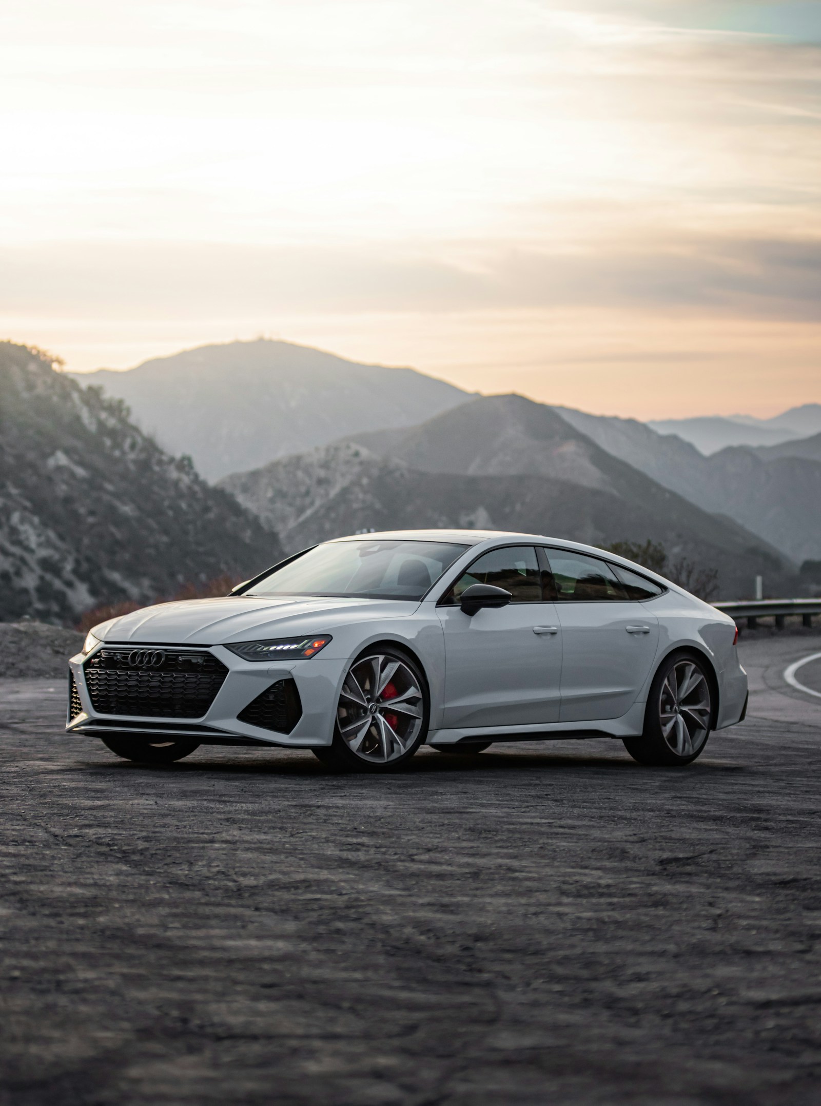 Audi A8 L Quattro