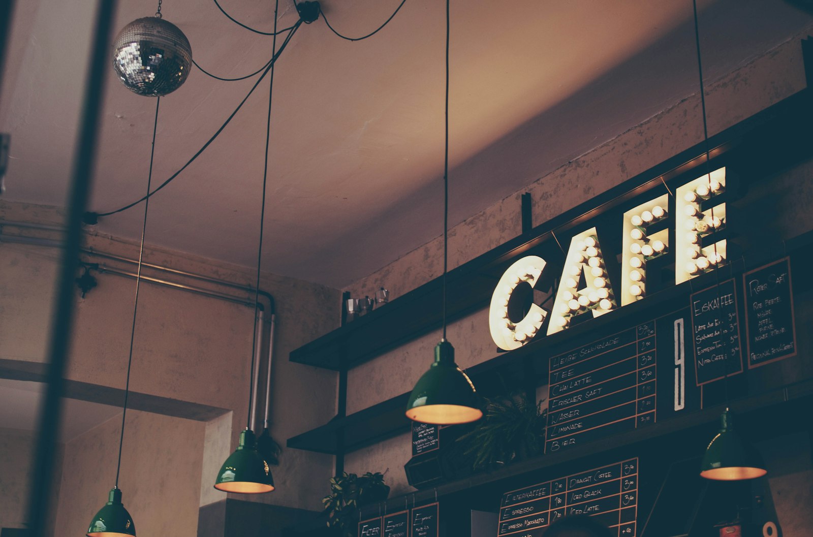 BREW & CO. cafe